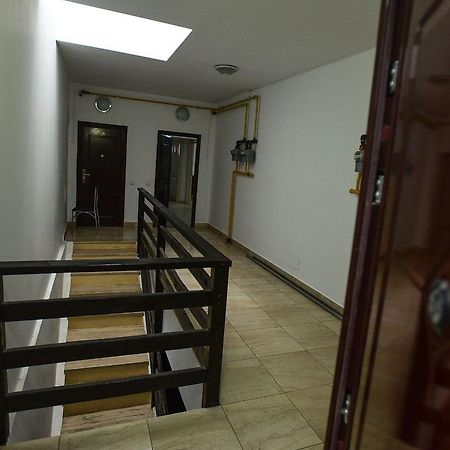 Mbi Buget Appartement Craiova Buitenkant foto