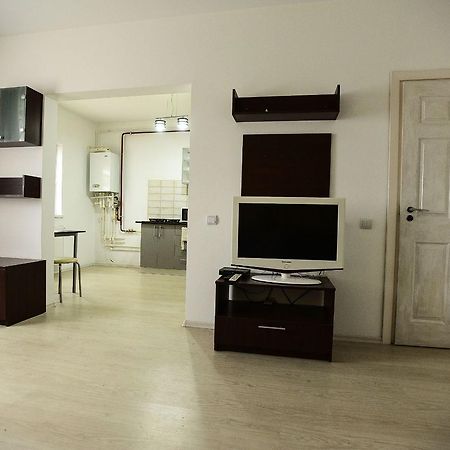 Mbi Buget Appartement Craiova Buitenkant foto