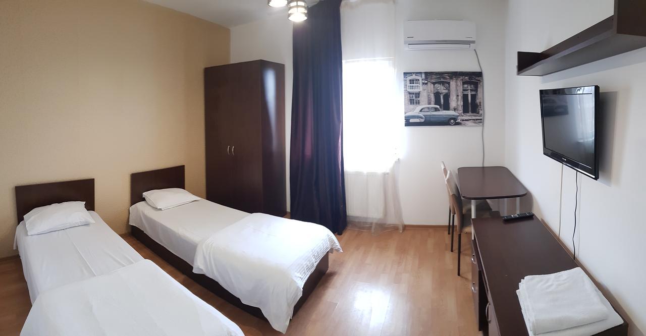 Mbi Buget Appartement Craiova Buitenkant foto